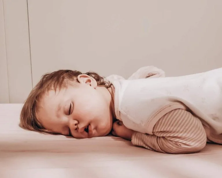 Elle Sleeping - Baby Sleep Training (1)