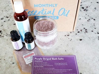 Simply Earth August Recipe Box 2021 - Purple Striped Bath Salts (1)
