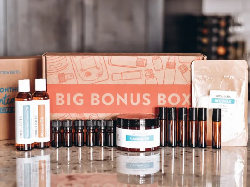 Simply Earth Bonus Box February 2022