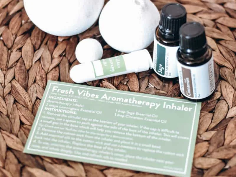 Simply Earth July 2022 Recipe Box Unboxing - Fresh Vibes Aromatherapy Inhaler (1)