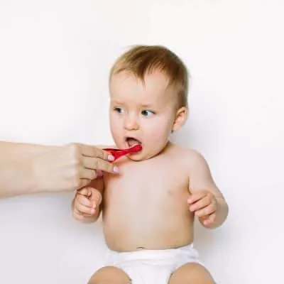 How to Brush Baby's Teeth (1)