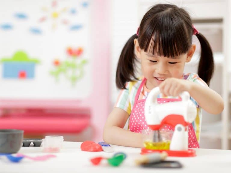 Quiet Activities for Toddlers 15 Ideas to Keep Your Little One Busy