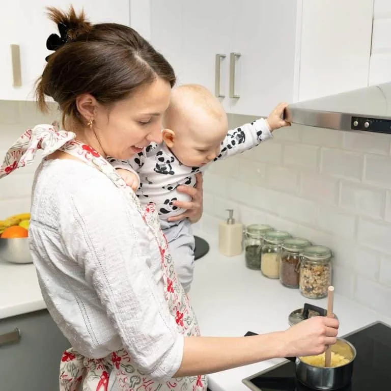 Easy Meals for New Moms (2) (1)