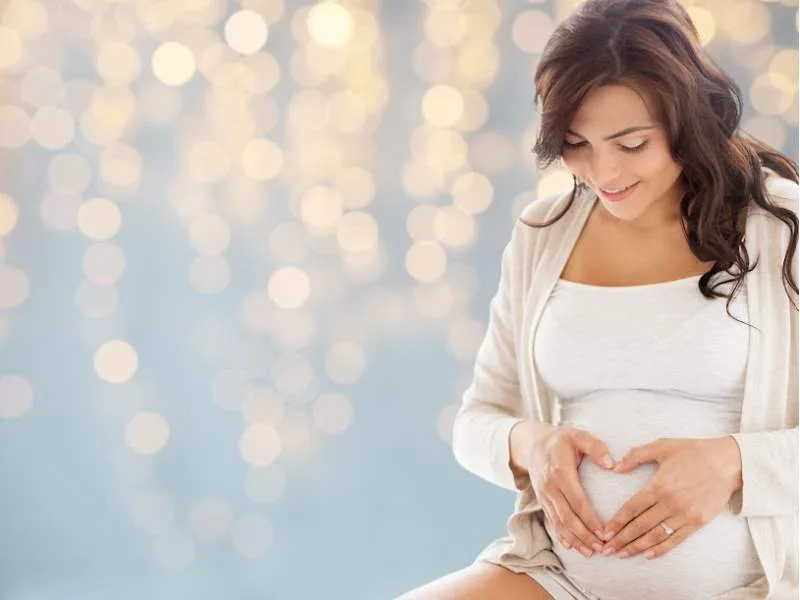 How to Take Your Own Maternity Photos (1)